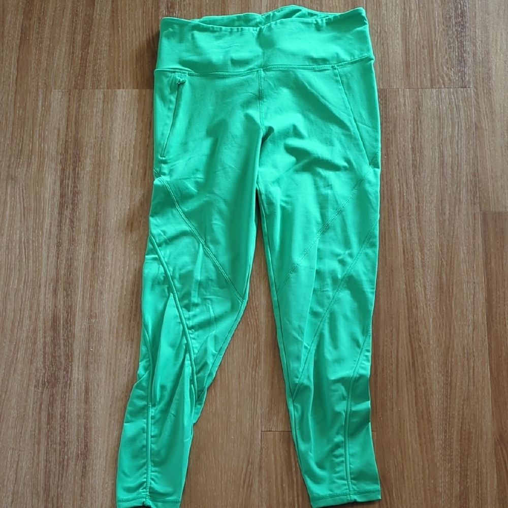 Weekender High Rise Leggings in Agave Green